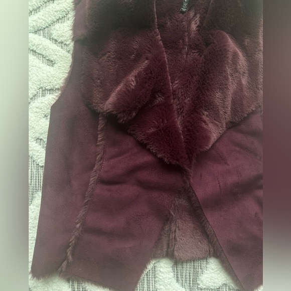 WHBM Wine Fur Vest Sz S - Picture 5 of 6